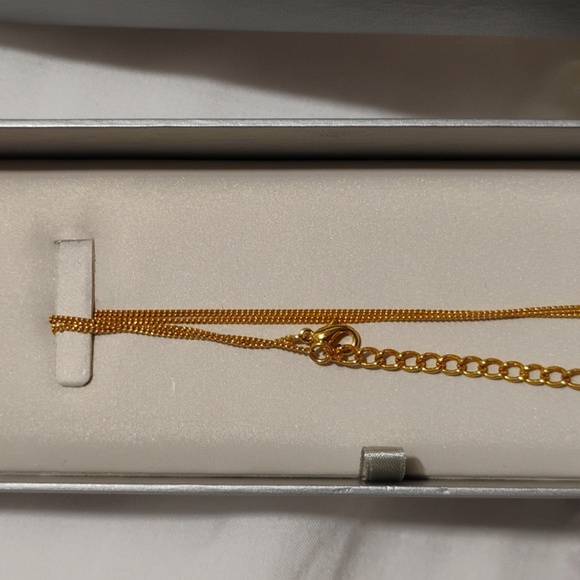 FIRM PRICE! NWOT Christian Dior CD Charm Gold Tone Necklace W Box Never Worn - Picture 3 of 8